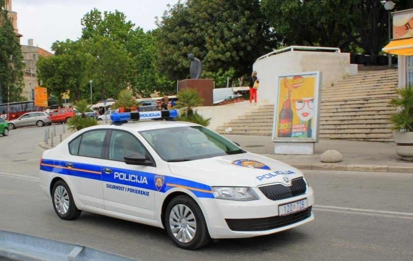 Полиция Хорватии машины