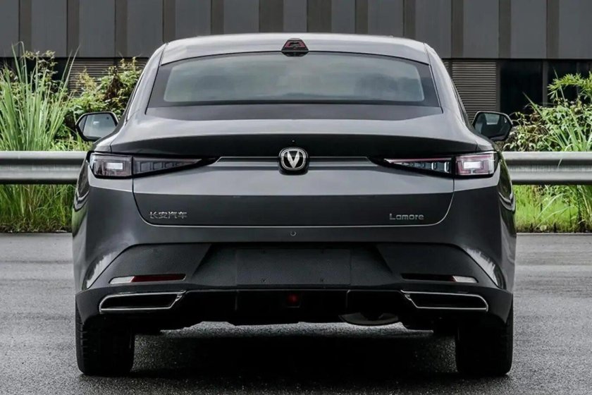 Чанган седан 2023