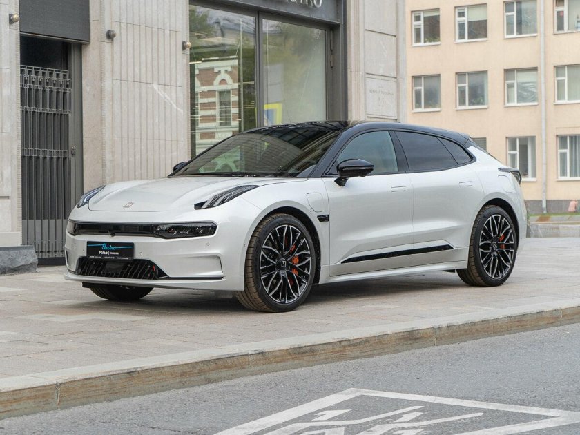 Электромобиль zeekr 001