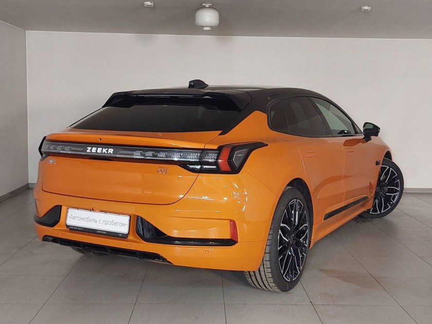 Zeekr 001
