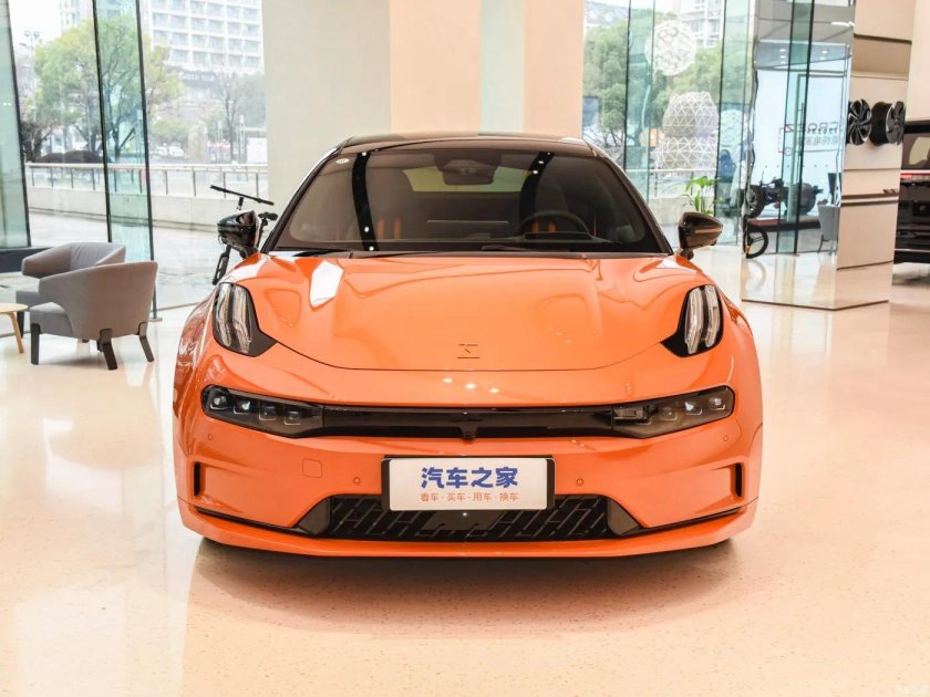 Zeekr 001 z Sport оранжевый