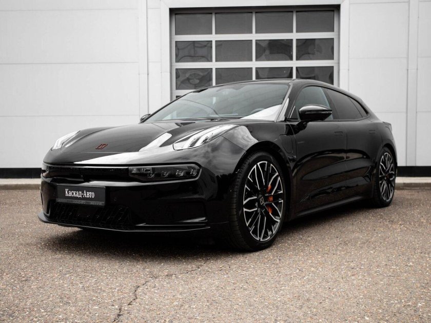 Zeekr 001 черный