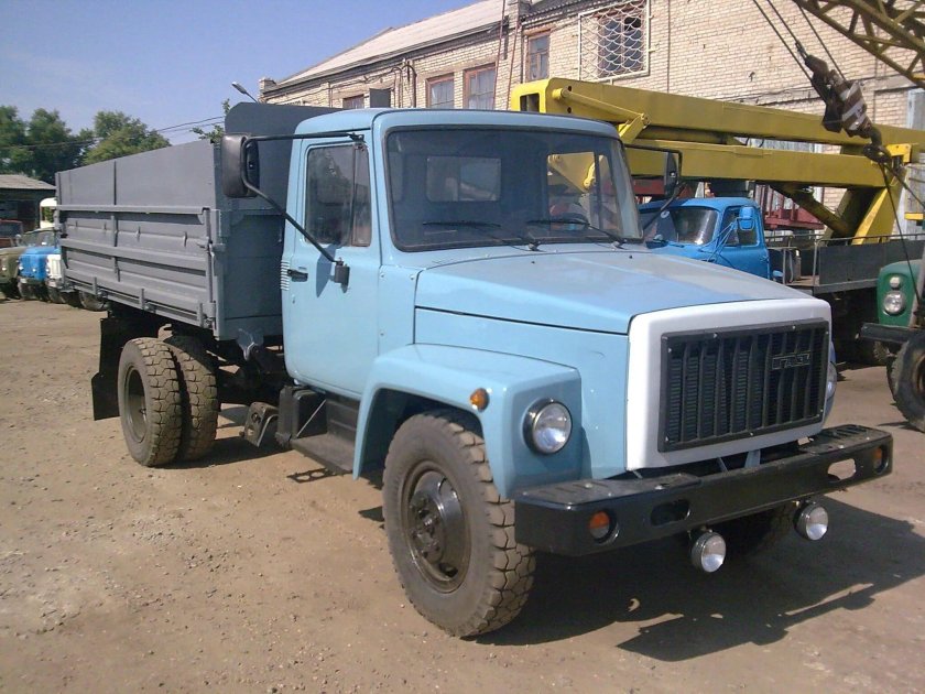 ГАЗ 3307 ЗИЛ 130