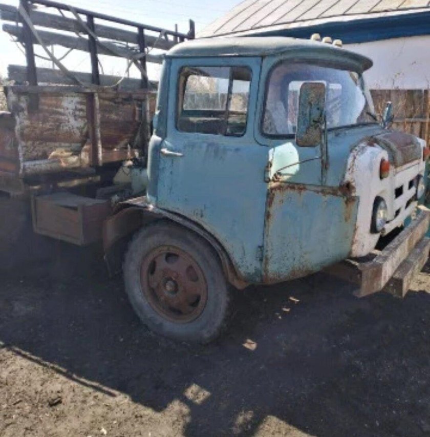 ЗИЛ 130 И ГАЗ 53