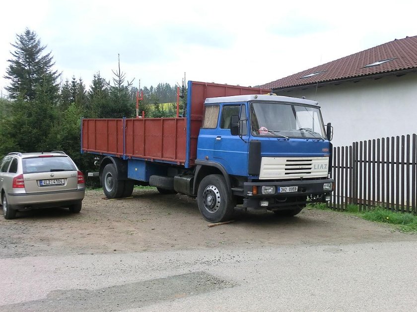 Седельный тягач ЛИАЗ 110