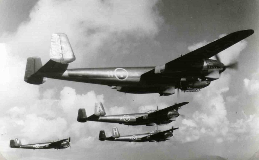 Бомбардировщик ланкастер второй мировой войны