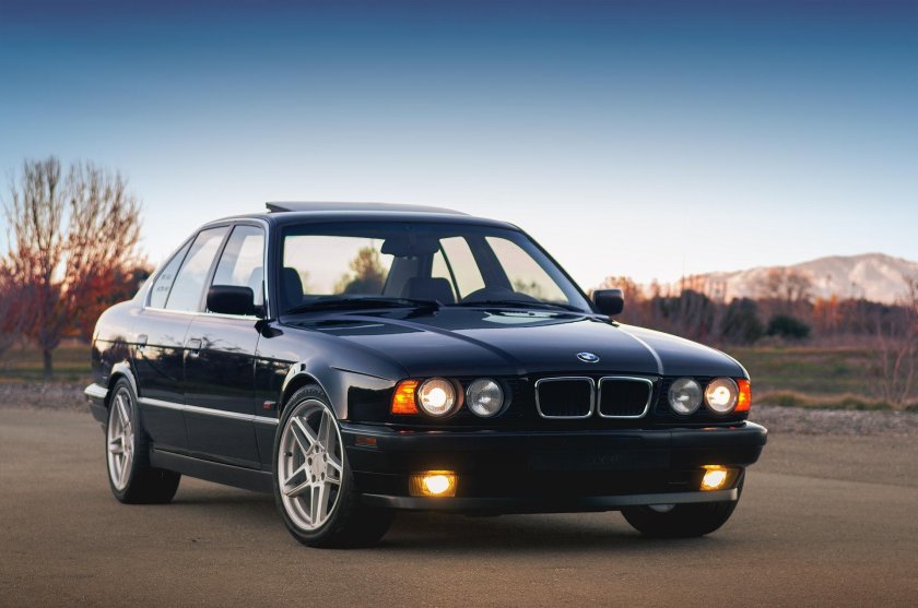 BMW m5 525 e34