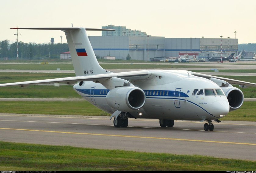 An-148-100e