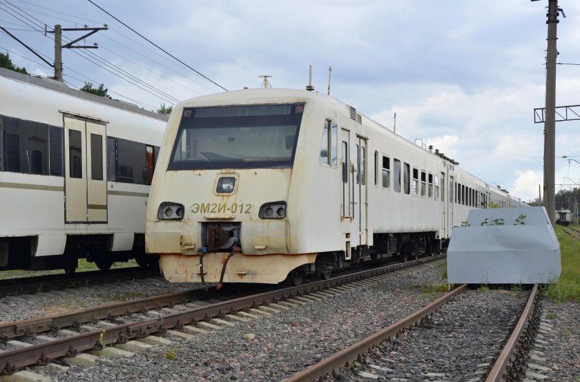 Эм2и 012