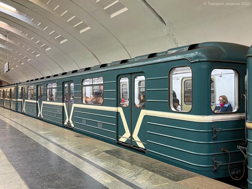 Трамвай фото