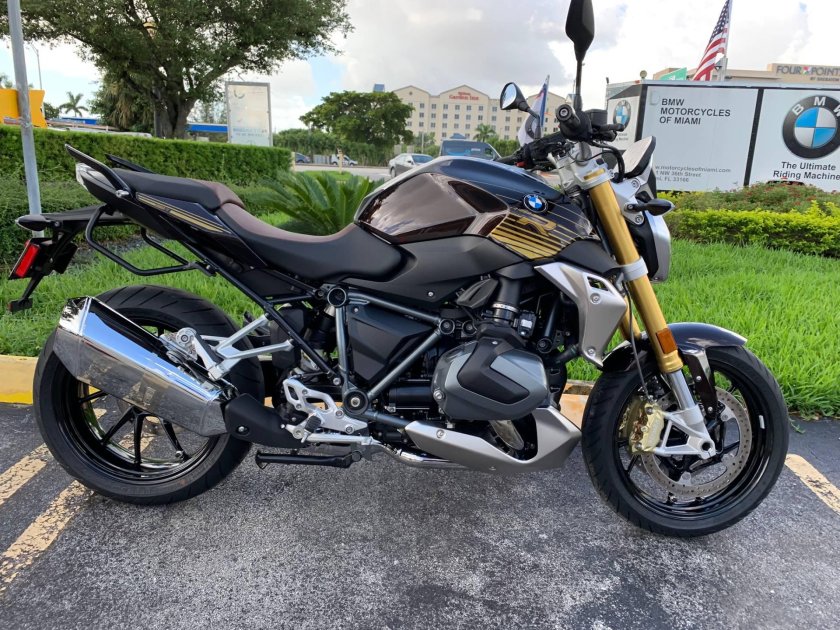 BMW r1250r