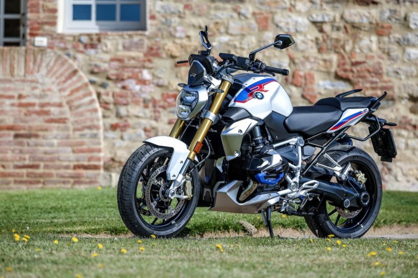 BMW r1250r