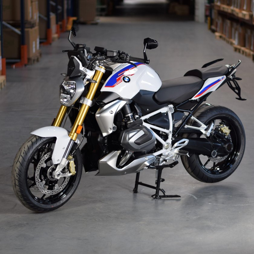 BMW r1250r
