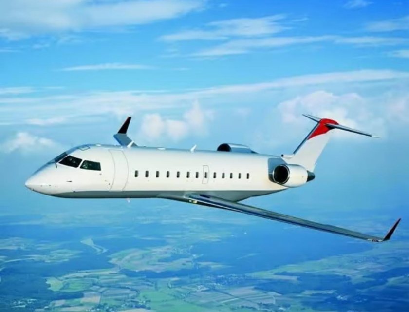 Самолет Бомбардье CRJ