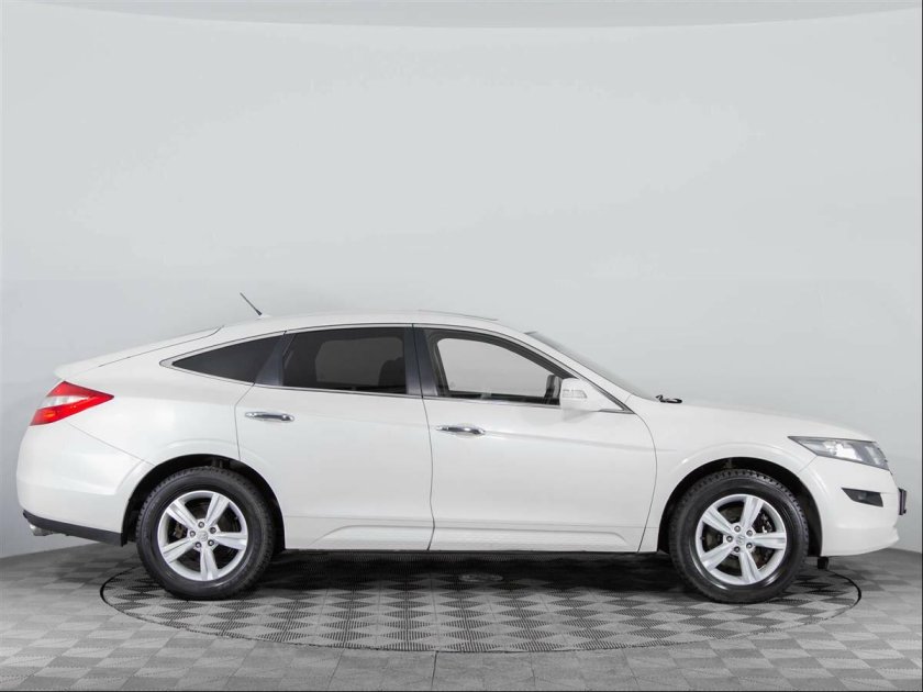 Honda accord crosstour