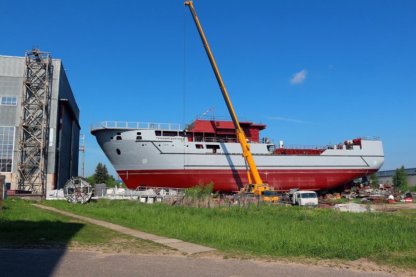 «Геннадий Дмитриев» 20360