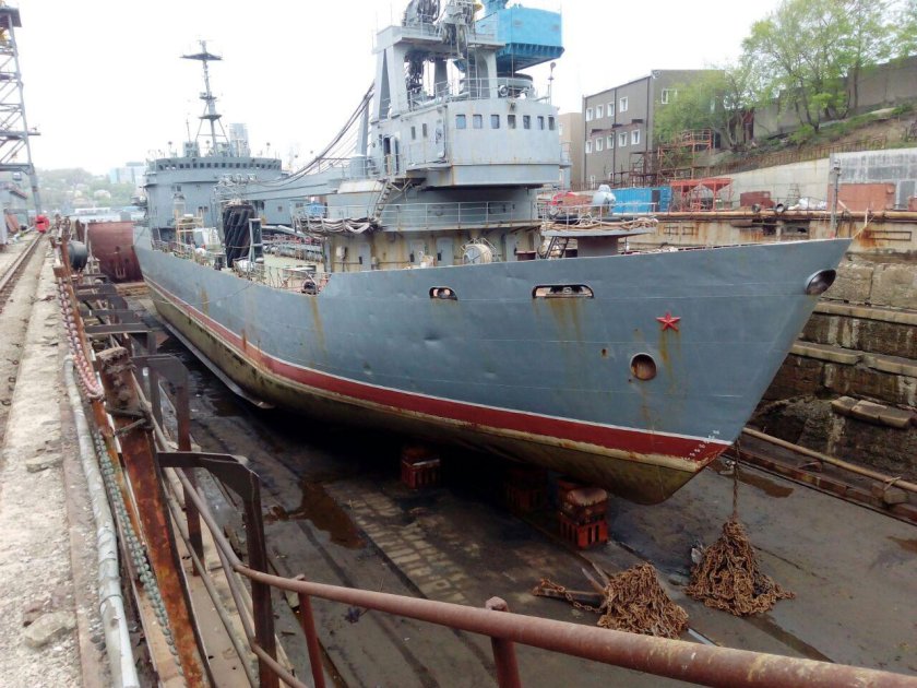 Корабль Александр Брыкин пр 11570