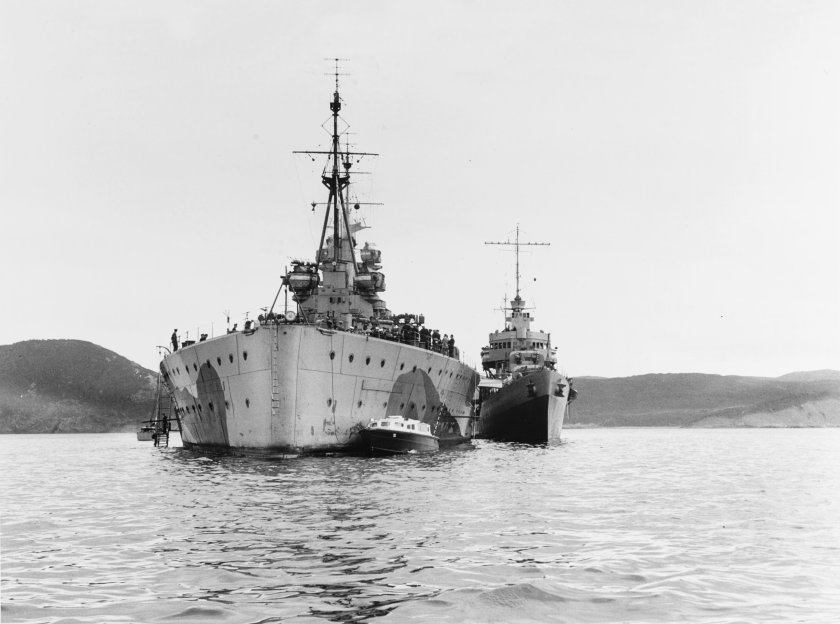 Принц оф Уэльс корабль