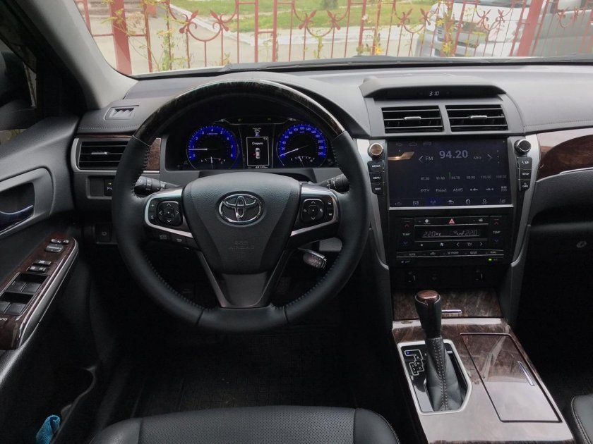 Toyota Camry xv55 салон