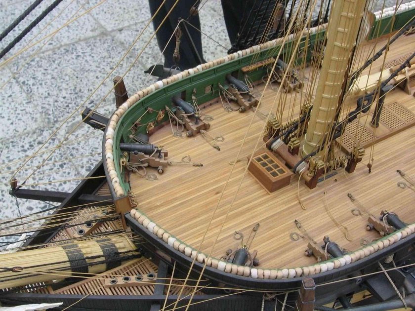 12 Апостолов палуба