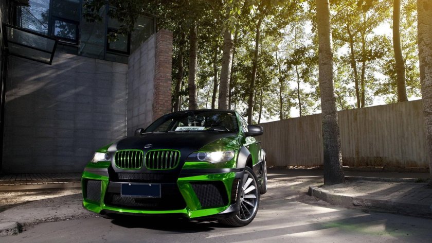 BMW x6m Green