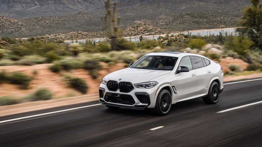 BMW x6m 2021 белый
