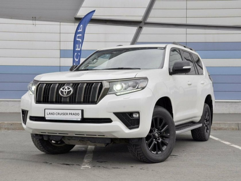 Toyota land cruiser prado 150