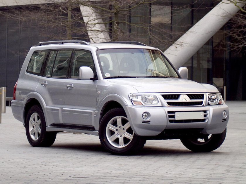 Mitsubishi Pajero 3