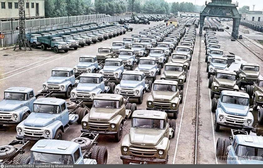 ЗИЛ завод Лихачева