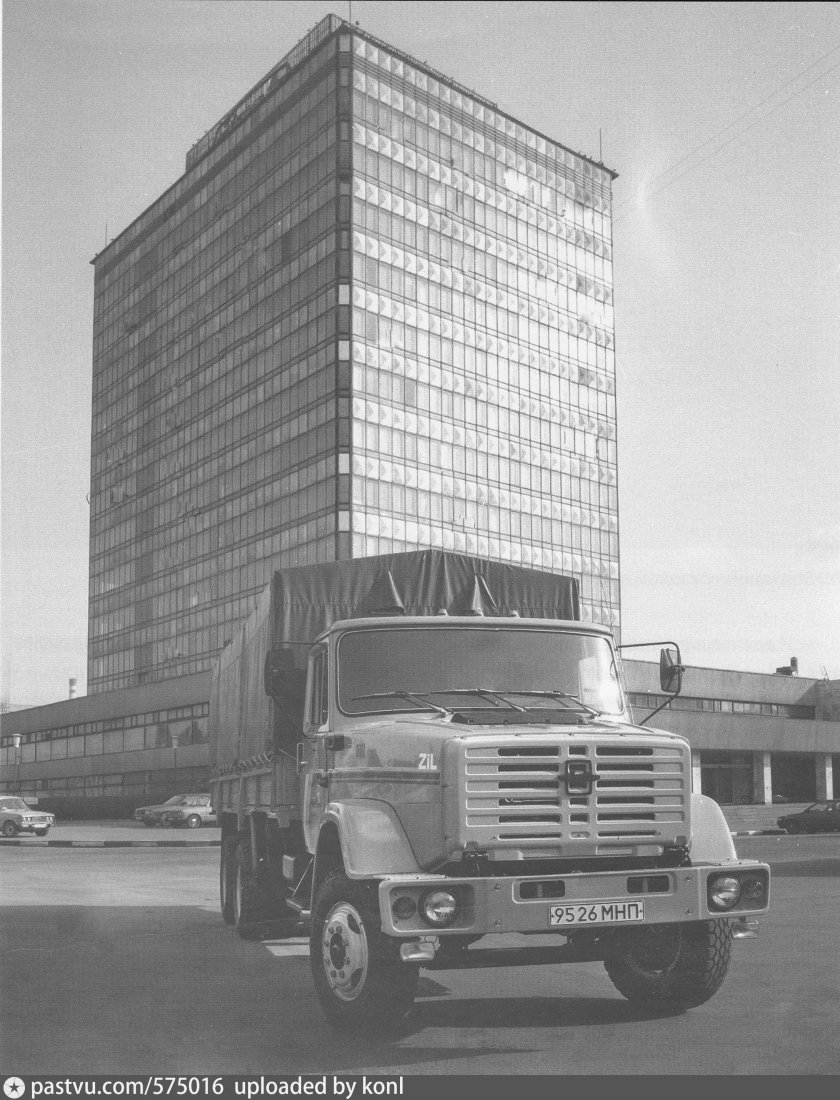 ЗИЛ-133г40 тягач