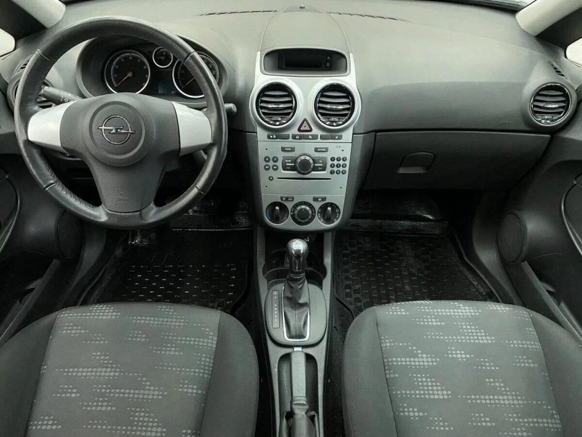 Опель корса 2007 1.2 механика