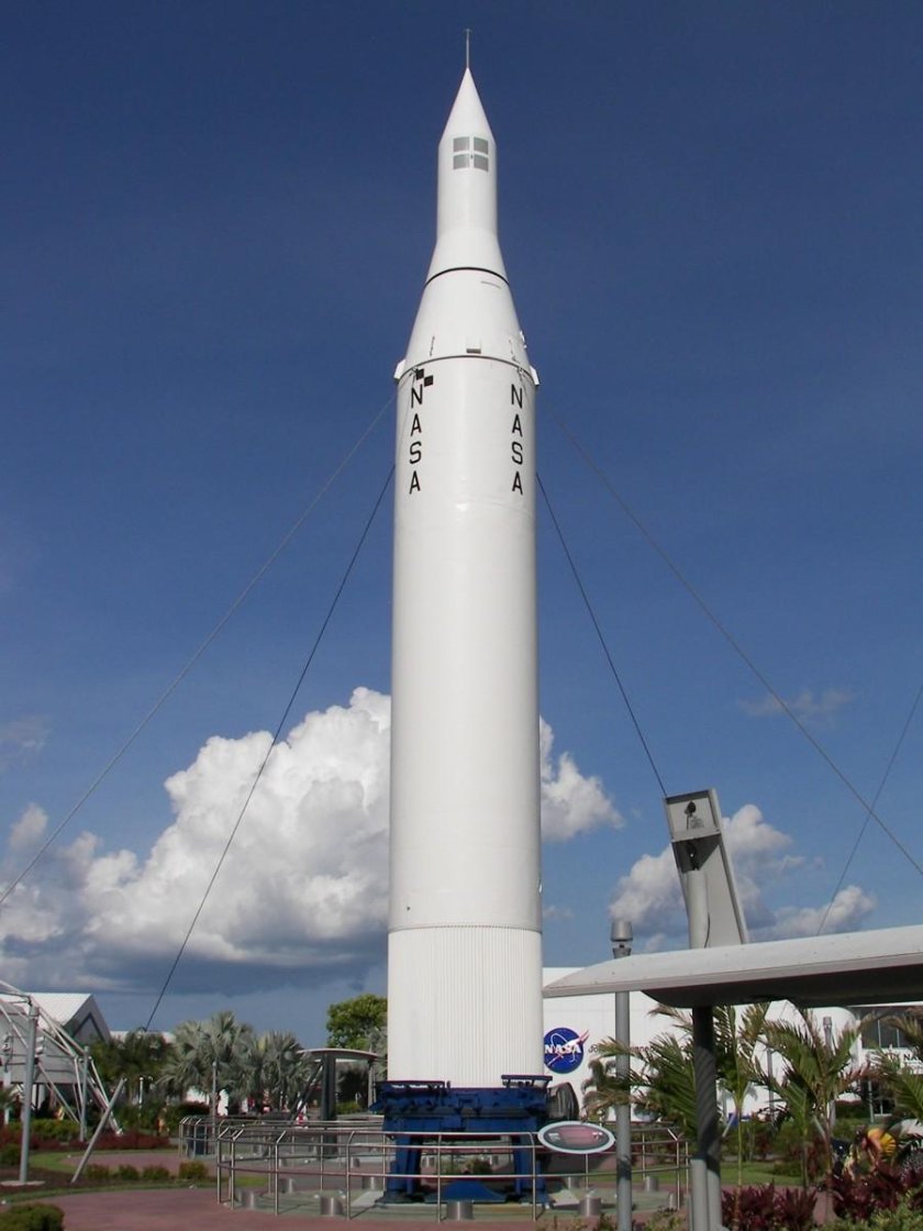 Белая ракета