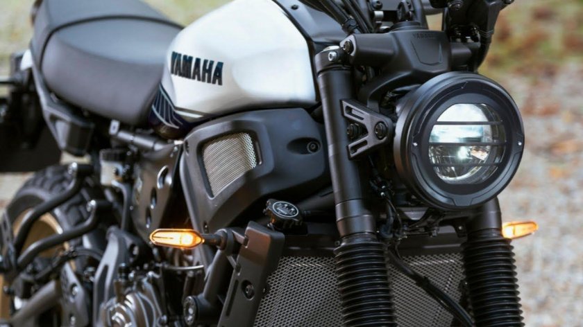 Yamaha XSR 700 2023