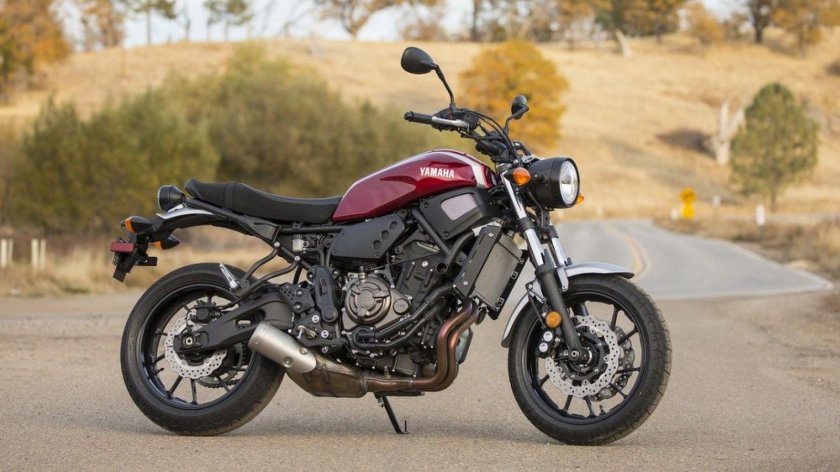 Мотоцикл Yamaha xsr700