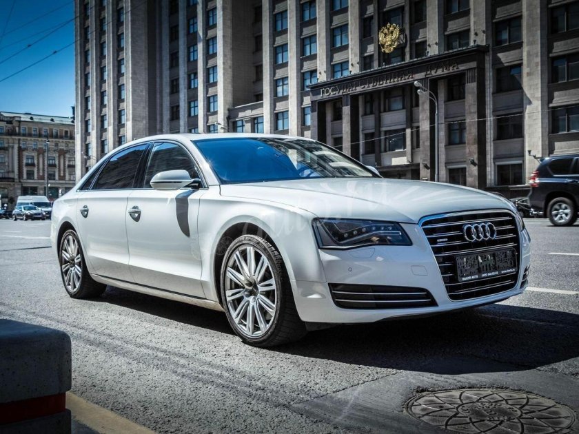 Ауди а8 Лонг