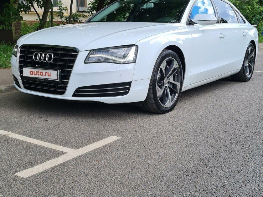Audi a8 III (d4)