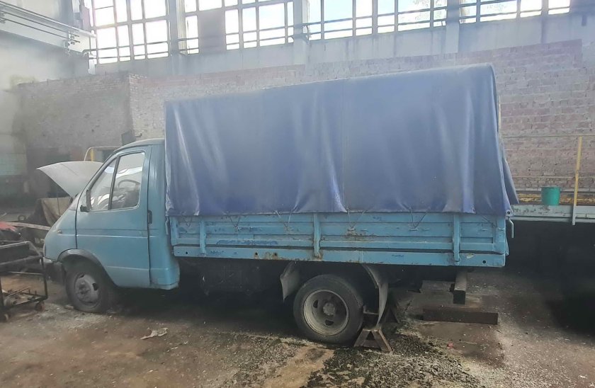 ГАЗ 33021 грузовой бортовой