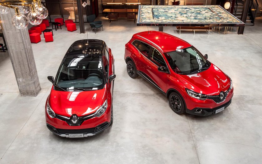 Рено Каптур красный