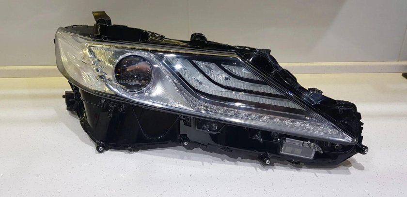 Фара Camry v70 Full led