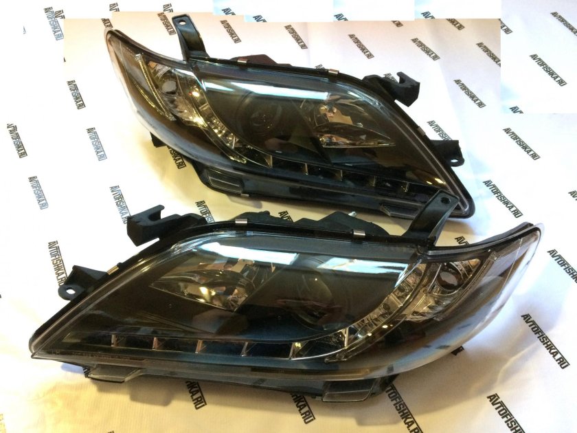 Фара Тойота Камри 40 Рестайлинг