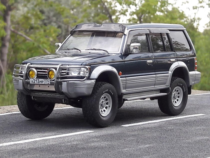 Mitsubishi pajero ii