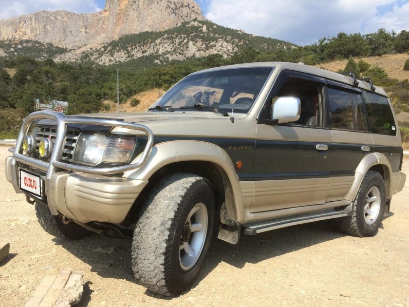 Mitsubishi Pajero II