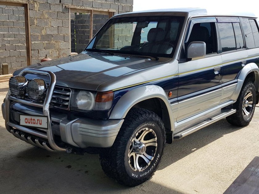 Митсубиси Паджеро 2