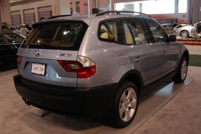 БМВ x3 2005