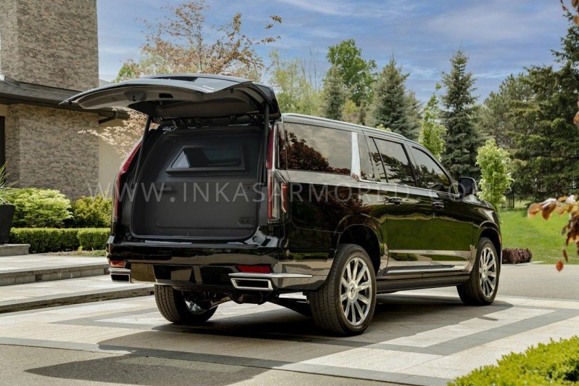 Новый Cadillac Escalade 2021