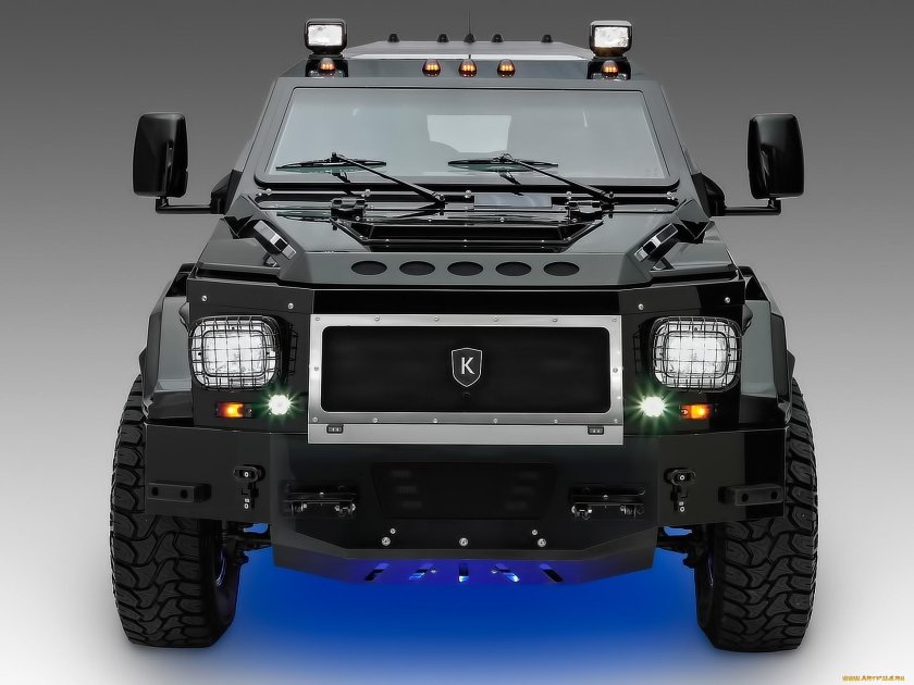 Броневик Knight XV