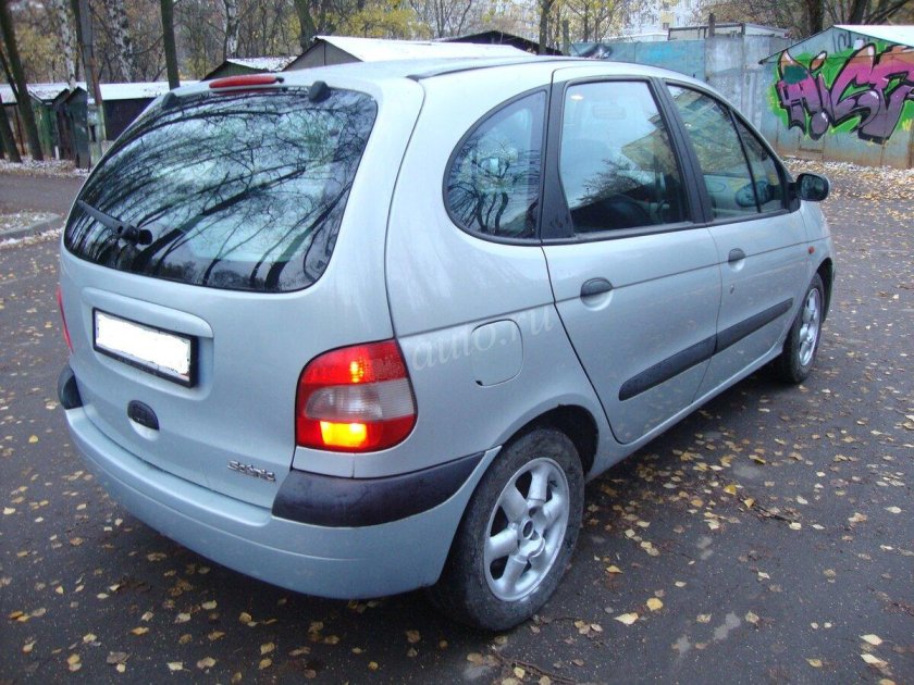 Рено Сценик 1 Рестайлинг