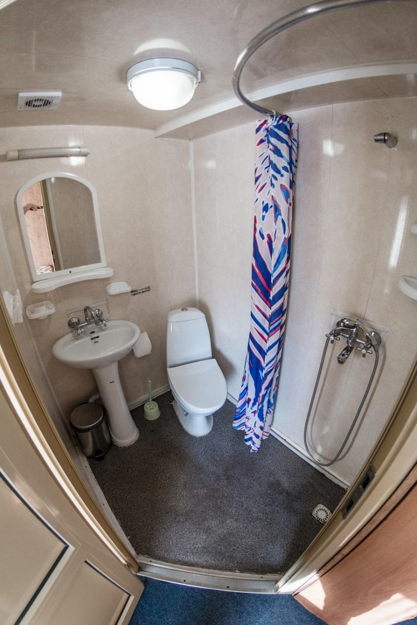 Санузел в каюте теплохода