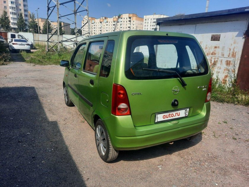 Opel agila 2001