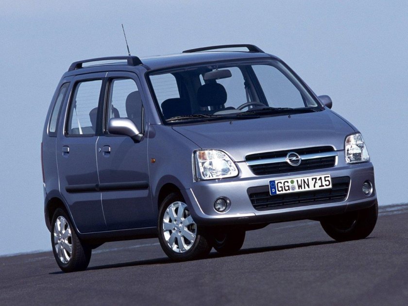 Opel Agila 1